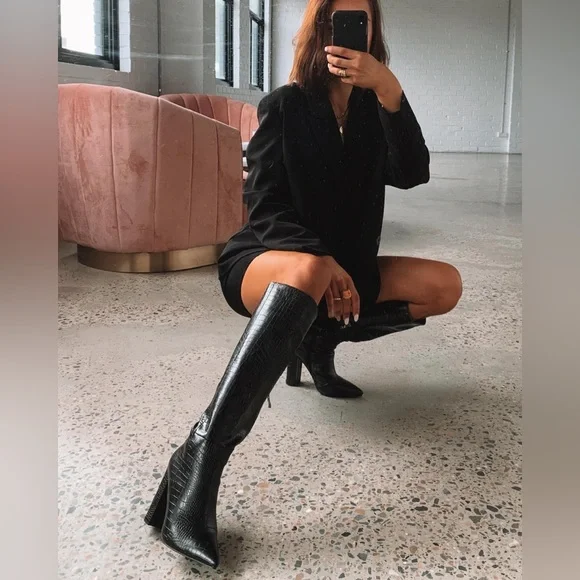 Billini Milla Croc Embossed Knee-High Boots Like New Size 10 - Picture 4 of 10